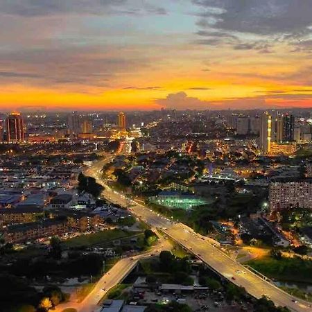 Cozy Aera Residence / Free Wi-Fi Netflix / Sunway Petaling Jaya Exterior foto